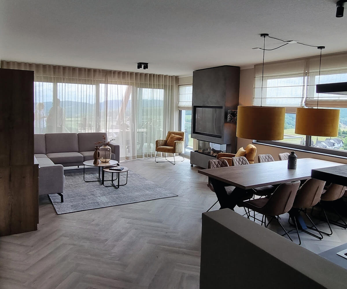 woonkamer met uitzicht appartement neuastenberg